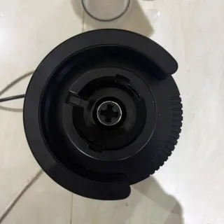 Top view of the Walton Megatron 1700 watt motor base with the jar locking slots and drive coupler